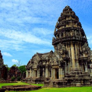 il tempio khmer di phimai in thailandia